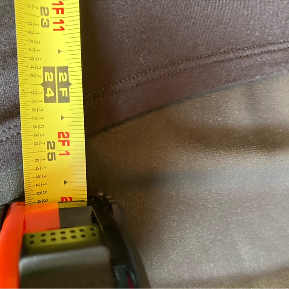 Kim & Cami Black Top - Picture 6 of 9